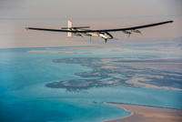 SI2_RTW_Solar_Impulse_2_is_flying_over_Abu_Dhabi_(UAE)_undertaking_preparation_flights_for_the_first_ever_Round-The-World_Solar_