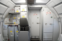 Vueling_800x600_1426508100_A320_Vueling_interior_cabin_1
