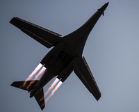 B-1B_Lancer_takes_off_from_Al_Udeid_Air_Base,_Qatar_USAF