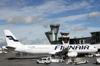 Finnair_A321_gatella