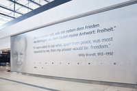 BER_Willy_Brandt_wall