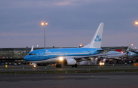 KLM_737700_2