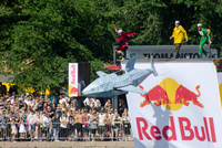 Red Bull Auf Auf Zugu 200822