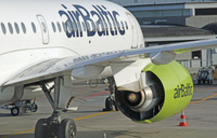airBaltic_A220_closeup