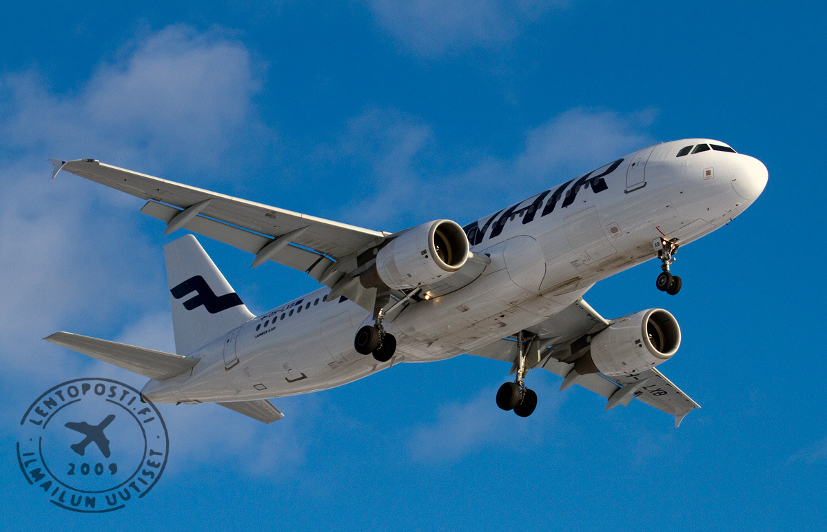 Finnair_A320_approach_1