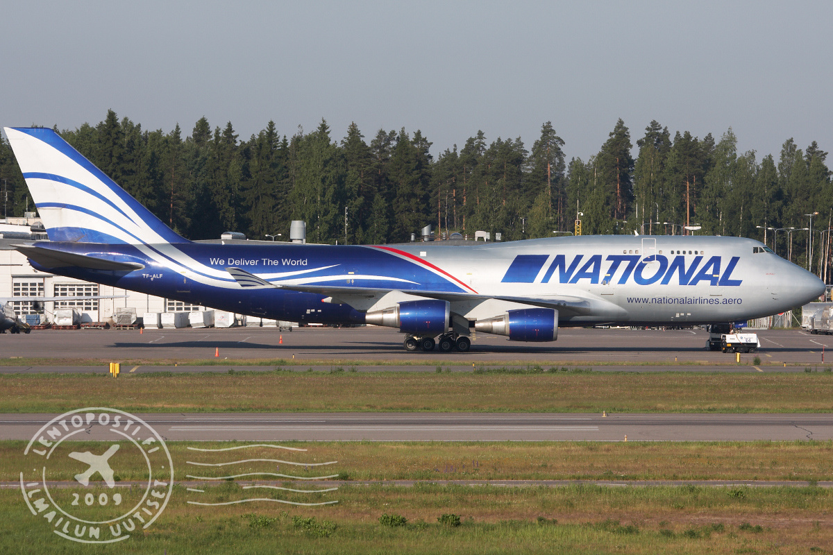 National Airlines Boeing 747-400