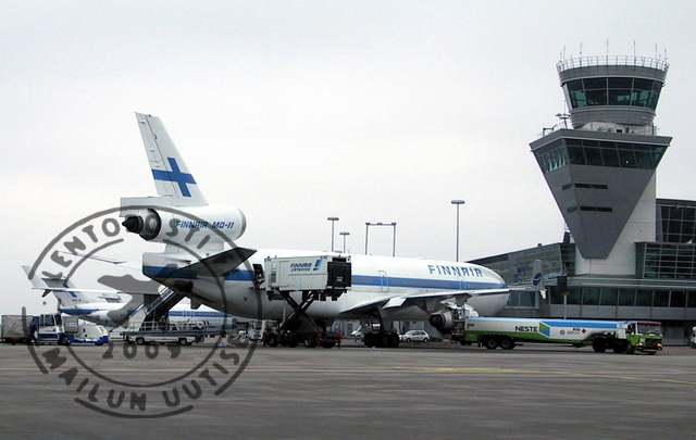 Finnair_Historia_MD11_1