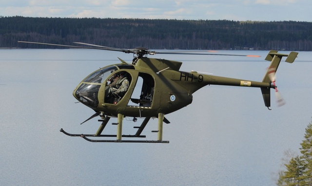 Maavoimat_MD500_net_Perttu_Karivalo