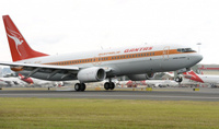 Qantas_retro_737_1