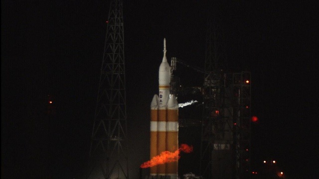 Orion_DeltaIVheavy_launch_NASA
