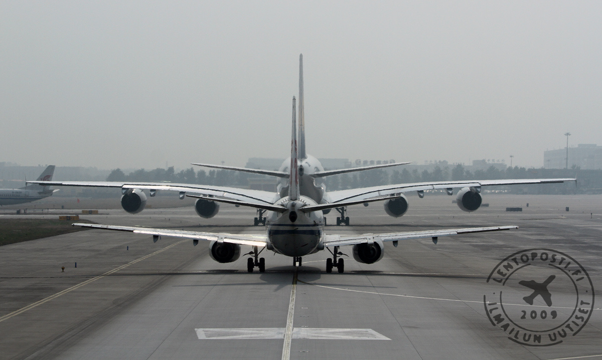 A380_taxi_1