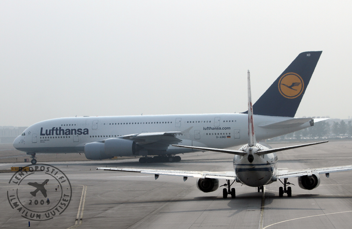 A380_taxi_2