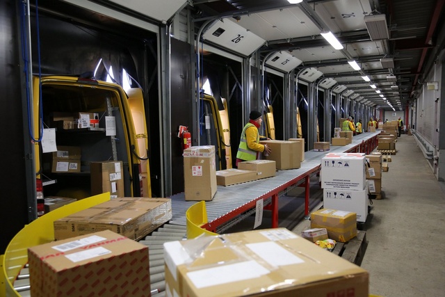 DHL_terminaali_2_DHL
