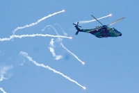 NH90_flares_utinjaakarirykmentti