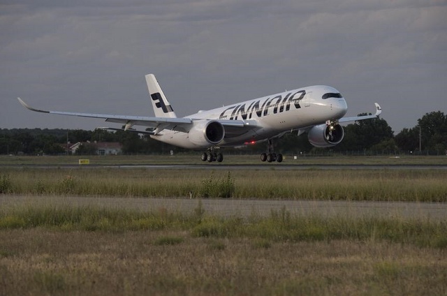 FIN_A350_1stFLT_LDG