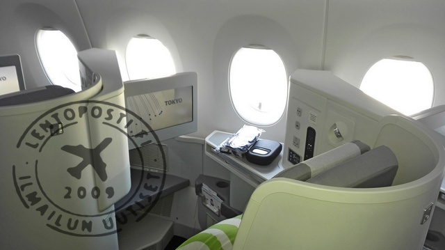 A350_IFE_bus