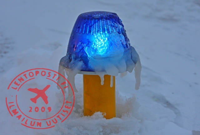 Taxiway_light_1