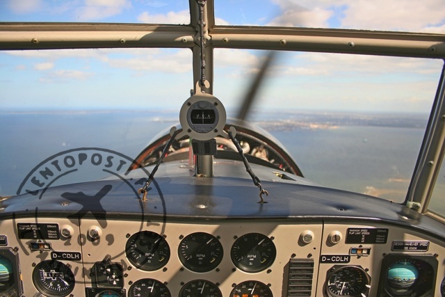 Ju52_cockpit_air