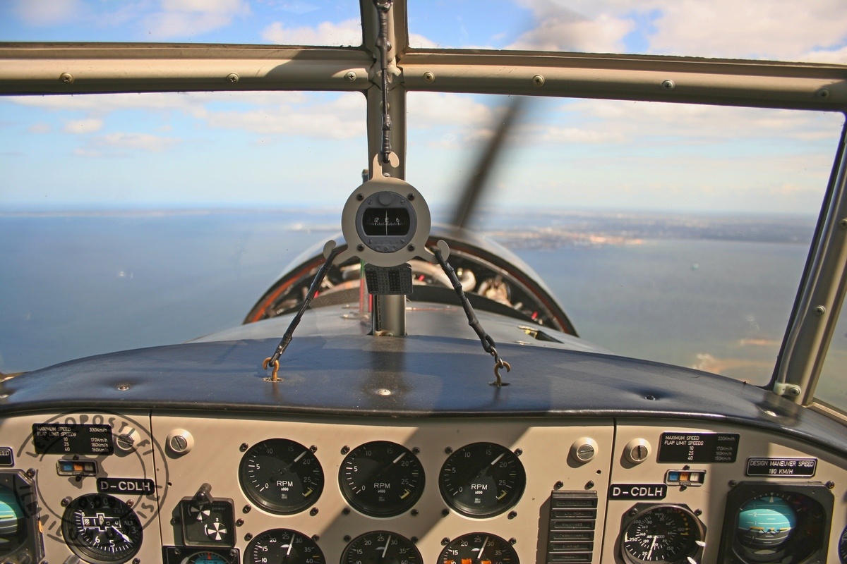 Ju52_cockpit_air