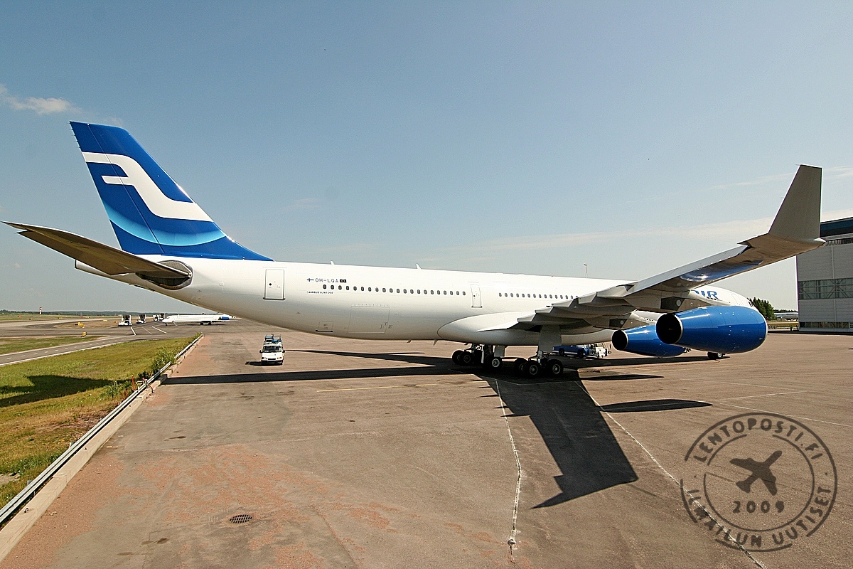 Finnair_A340_LQA