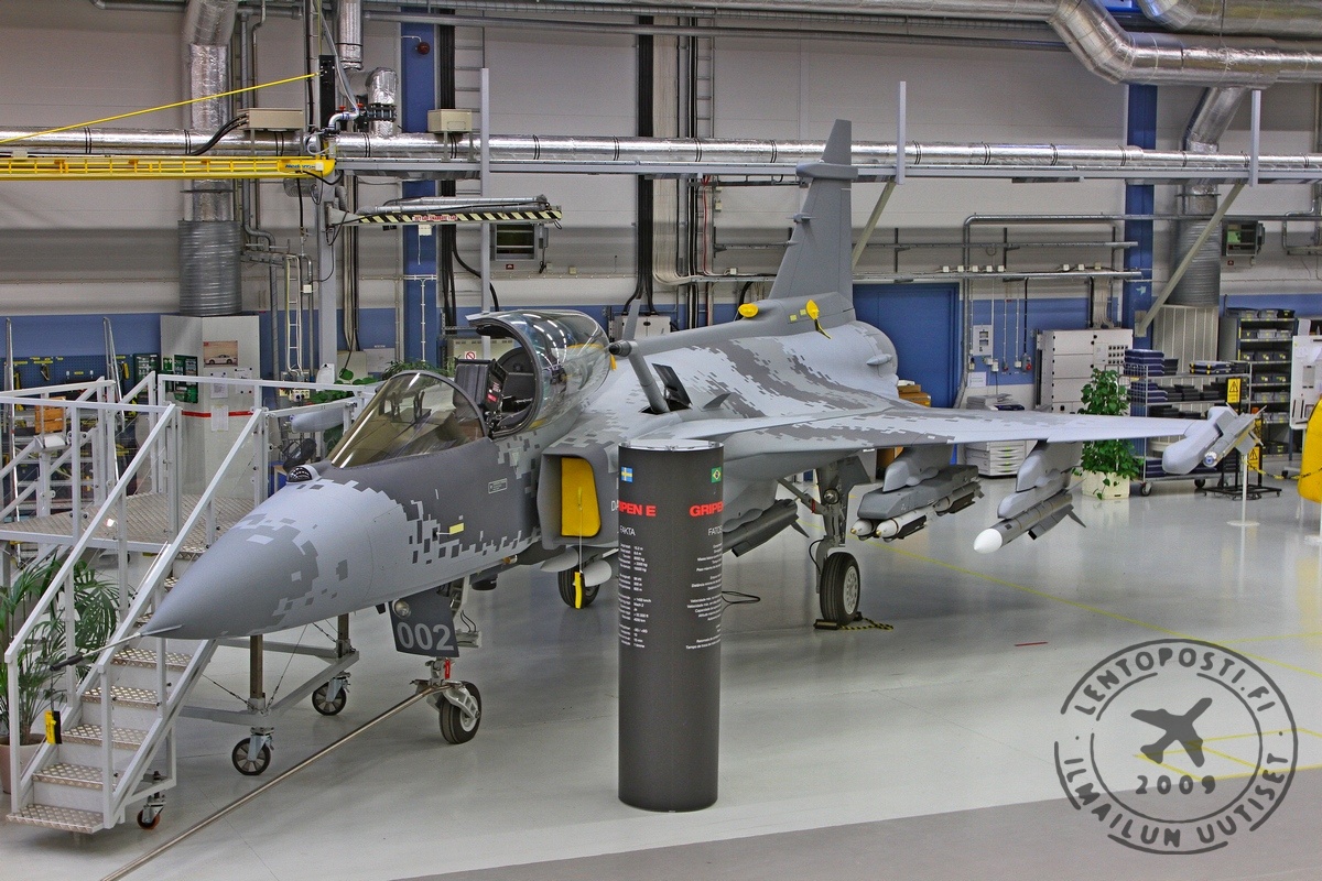 Gripen_E_mockup