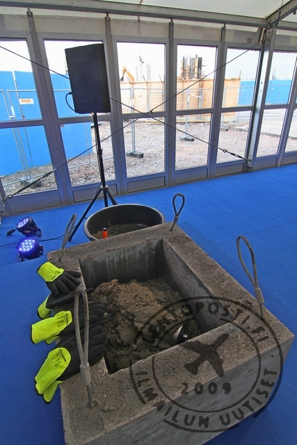 PK_peruskivi_ja_tyomaa