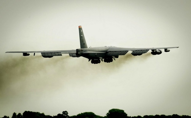 b52_fairford_baltops16_USAF