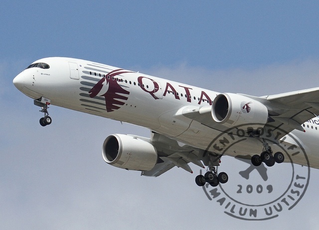 Qatar_A350_nose_closeup