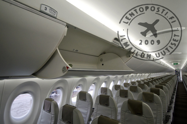 CS300_matkatavarahylly