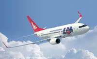 LAM_737_700_1