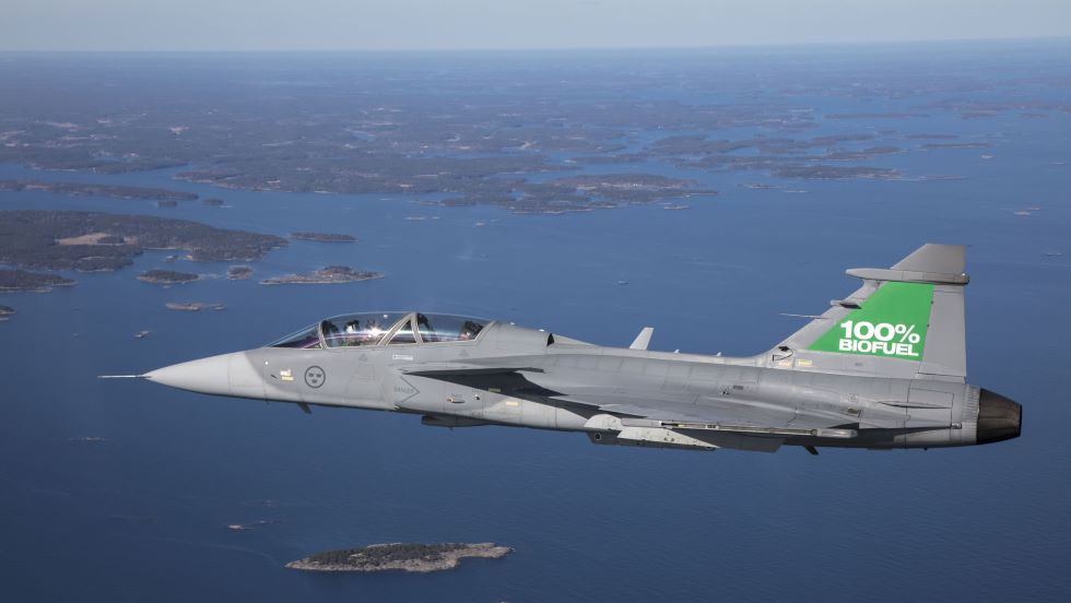 Gripen_biofuel1_saab