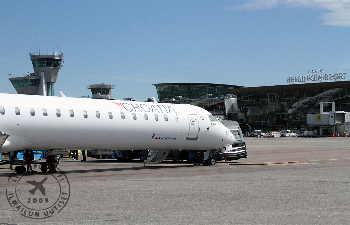 Croatia_CRJ_HEL_apron