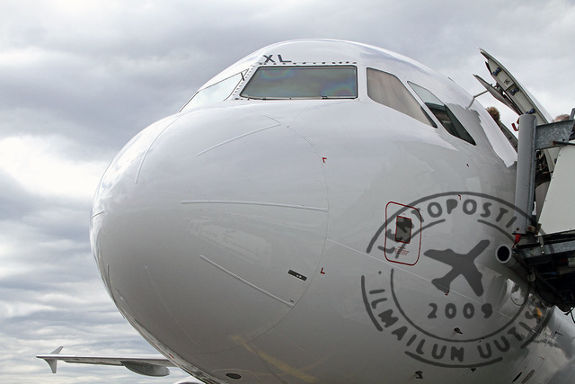 Finnair_A320_nose_closeup