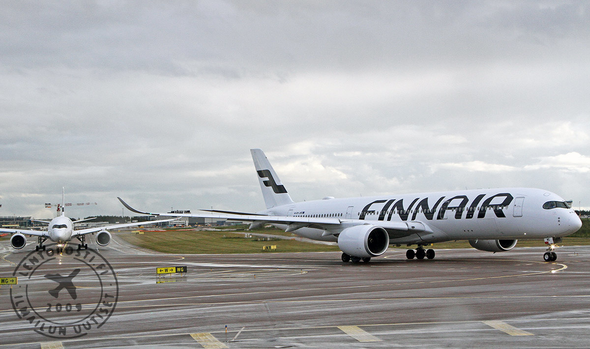 Finnair_A350_line
