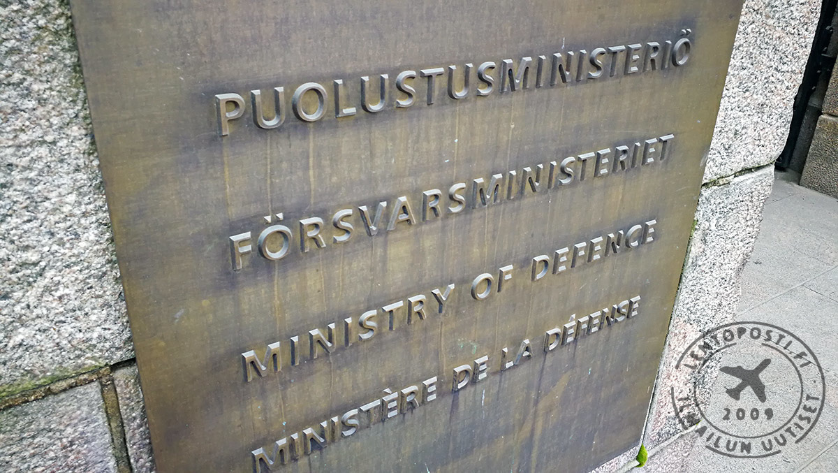 defmin_entrance_1