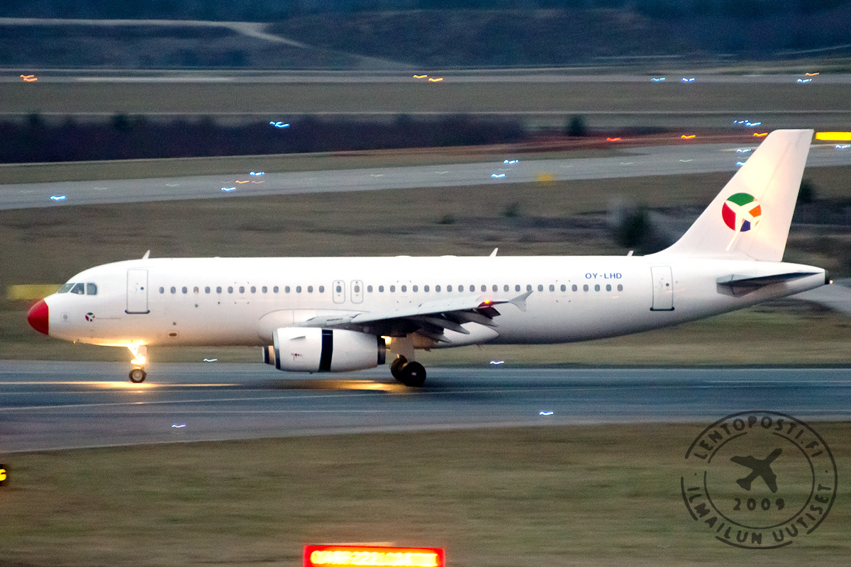 OY-LHD_111217