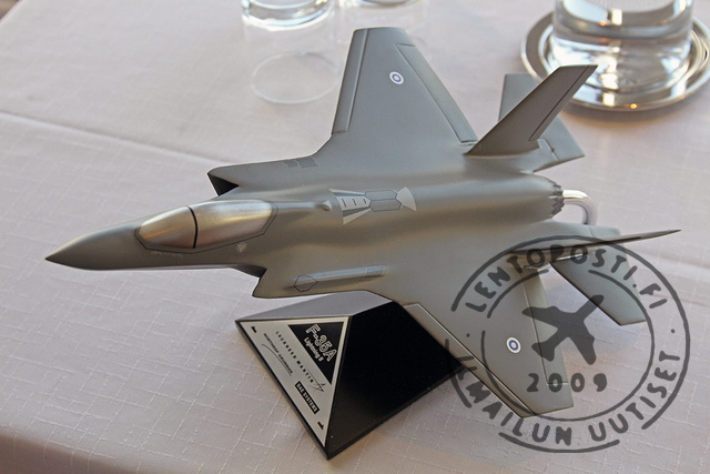 LM_F35A_suomi