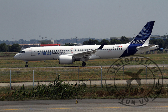 A220_landing_roll