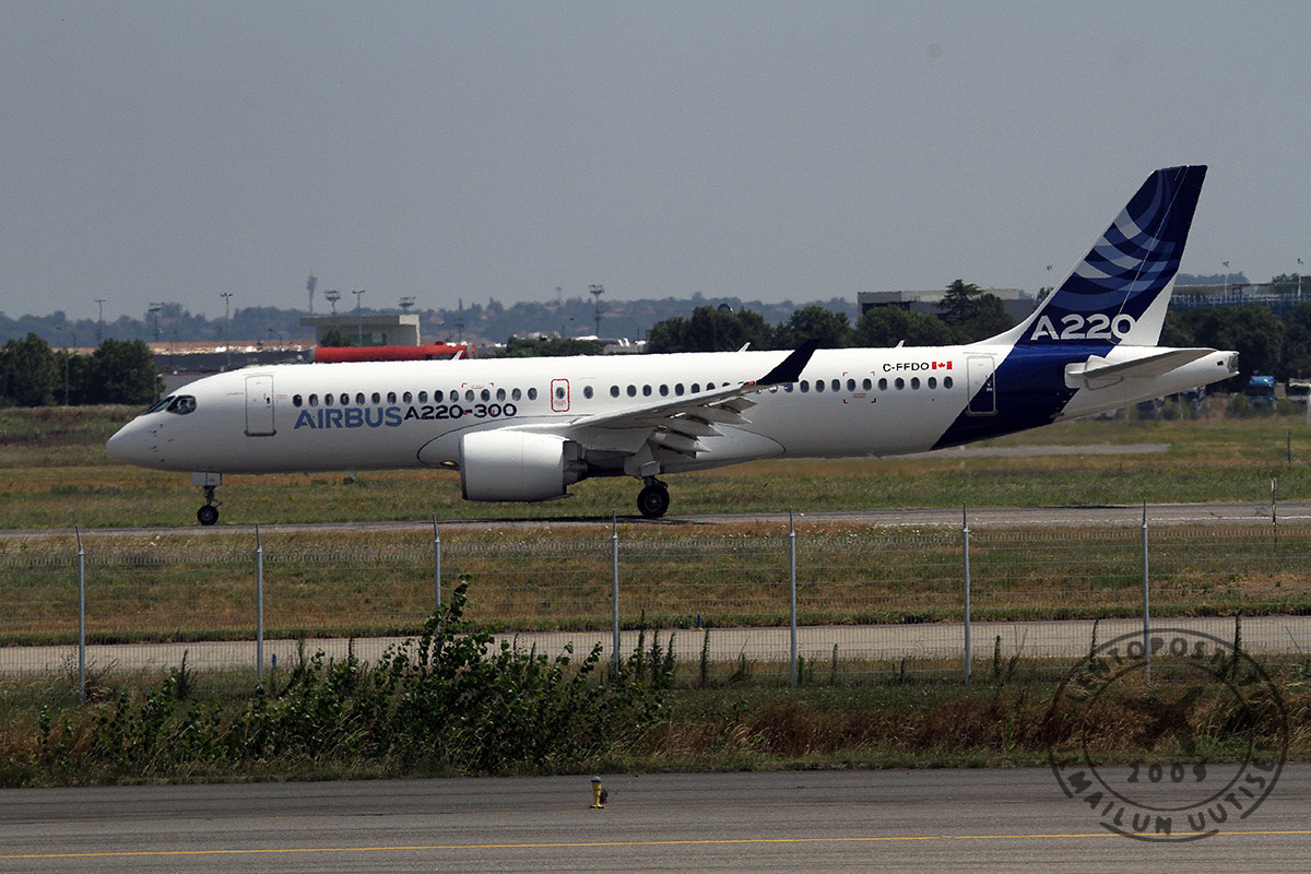 A220_landing_roll