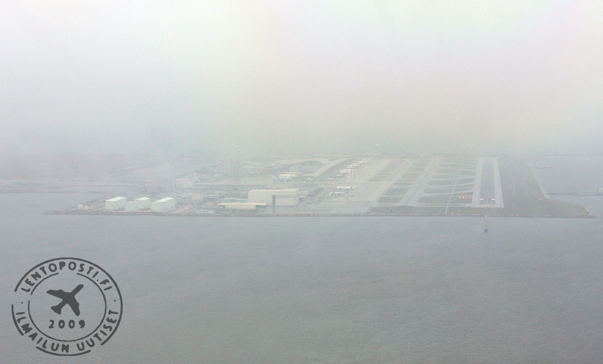 Kansai_airport_1