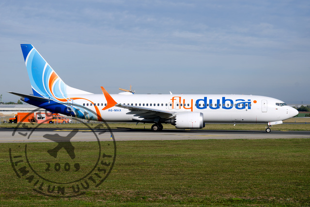 Flydubai Boeing 737 MAX 8, (A6-MAX)