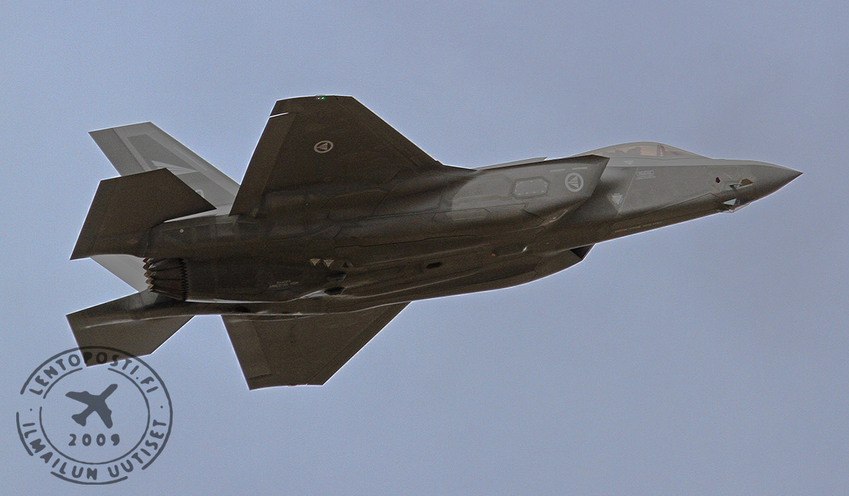 F35_ilmassa
