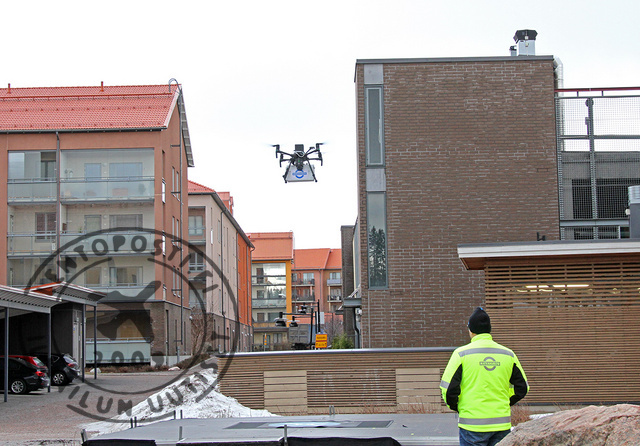 RE_drone_appr_1