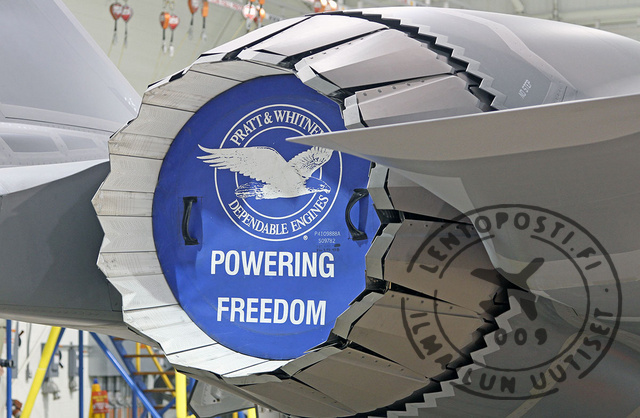 LM_enginecover