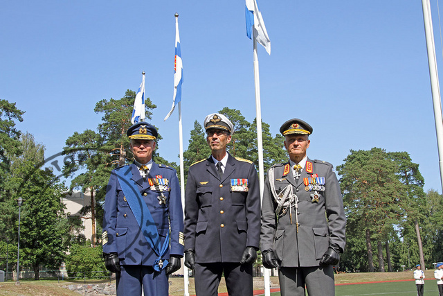 vaihto_3_kenraalia