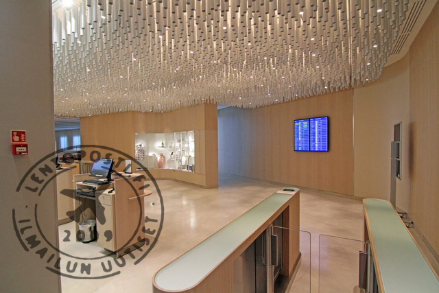 FI_Lounge_entrance_2