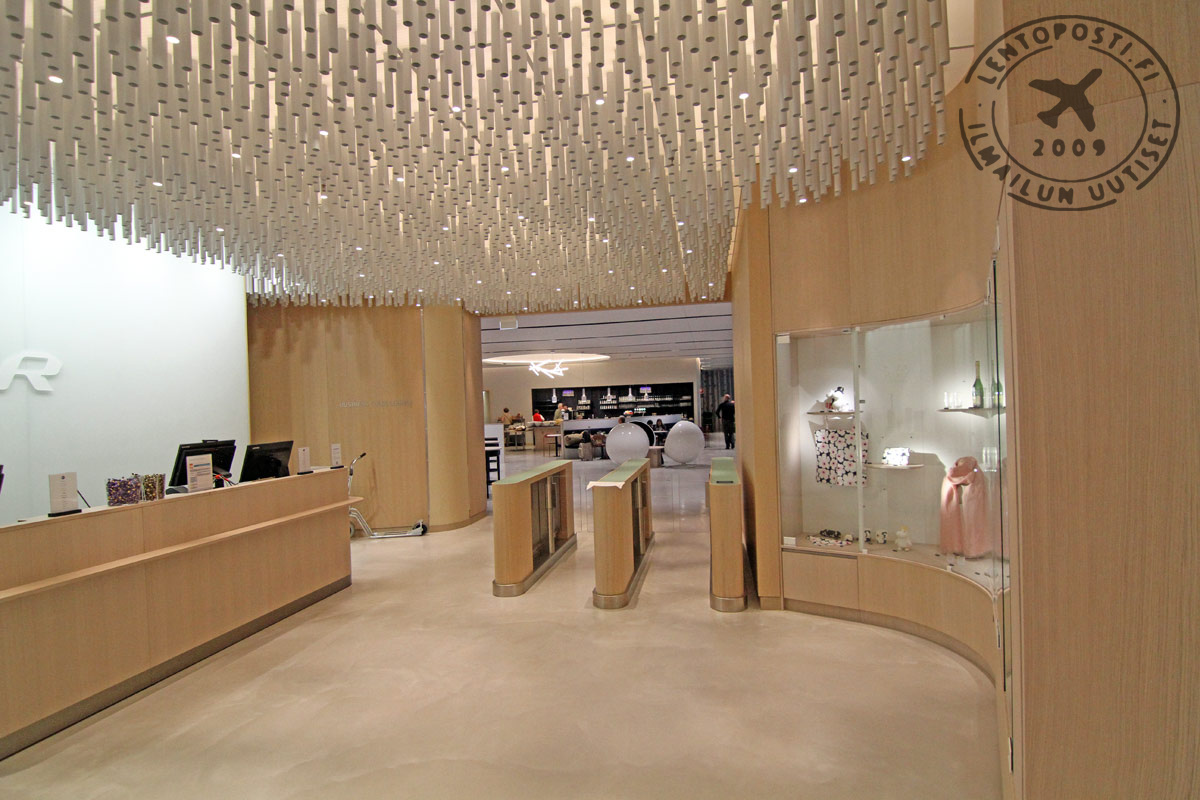 FI_Lounge_entrance_1