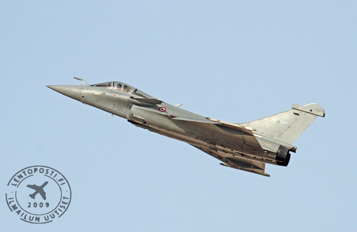 Rafale_ilmassa_2