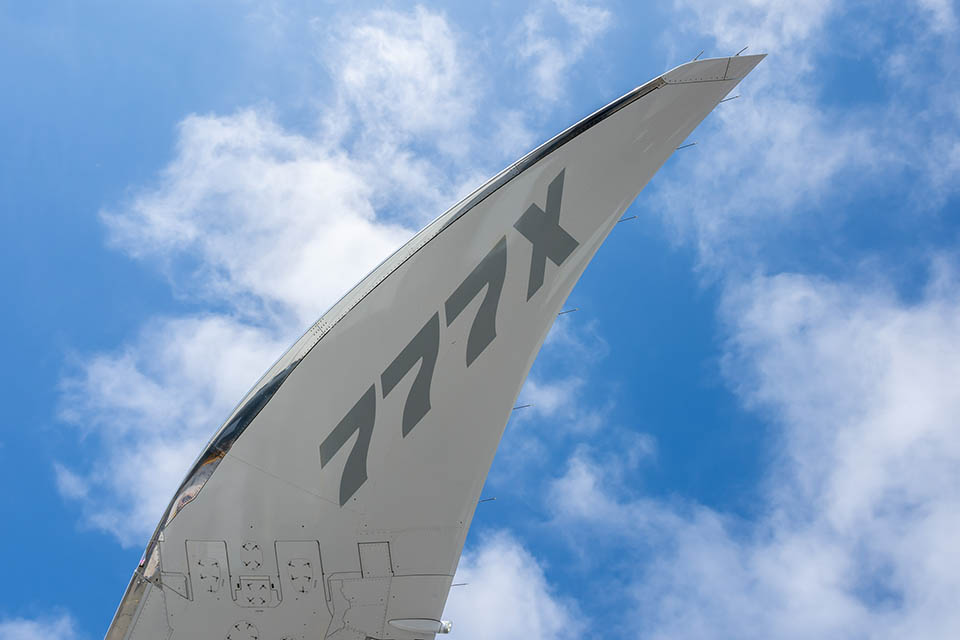 Boeing777X_foldedwingtip