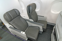 E195E2_cabin_business_4